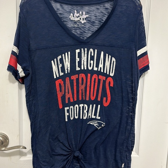 Touch Women’s NFL New England Patriots T-shirt Size XL - Picture 3 of 5